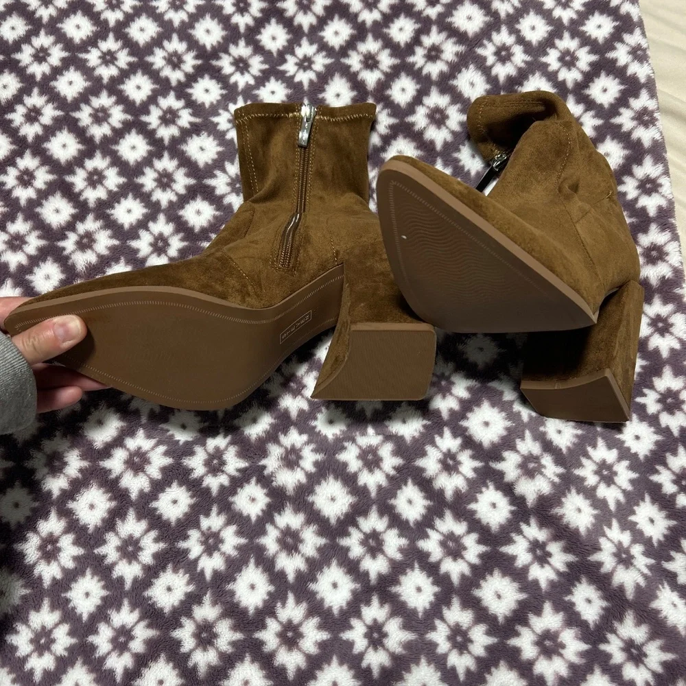 Bootie - Picture 3 of 3